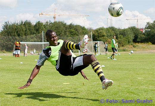 AIK 19 Ibrahim Bangura briljerar