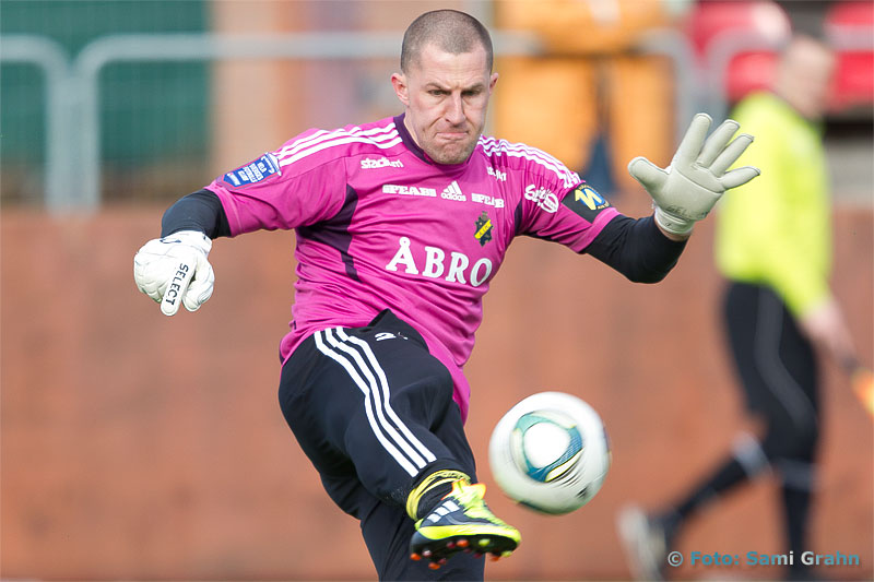 AIK målvakt 27 Ivan Turina