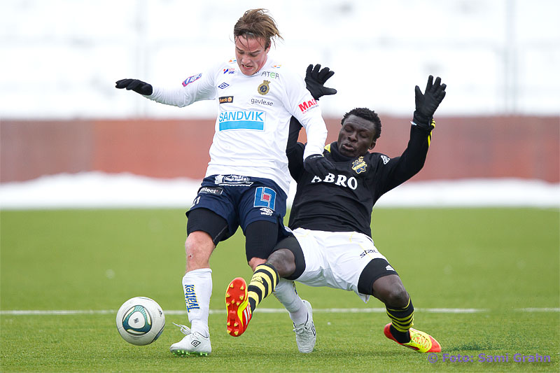 Gefle 21 Eric Larsson och AIK 11 Lalawele Atakora