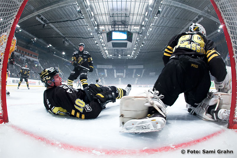 AIK 10 Richard Gynge och AIK 29 Markus Svensson