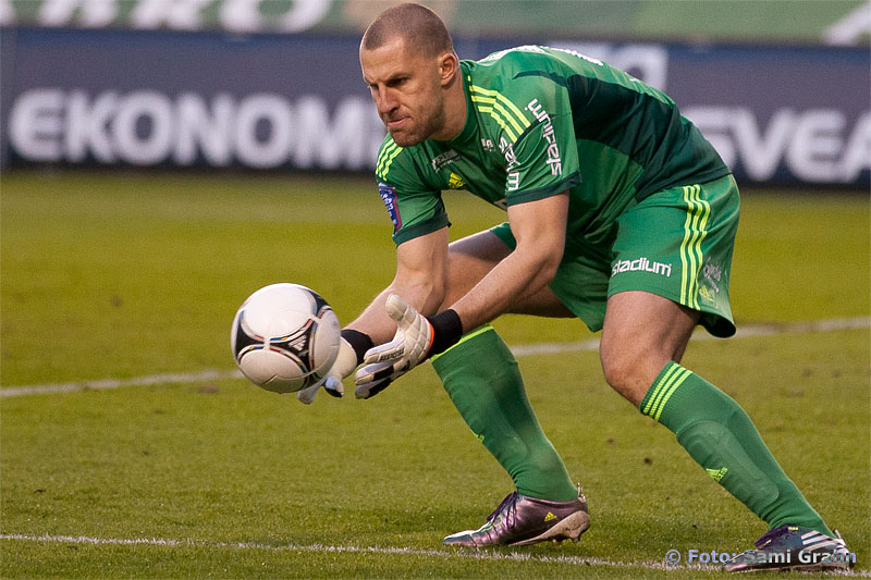 AIK målvakt 27 Ivan Turina