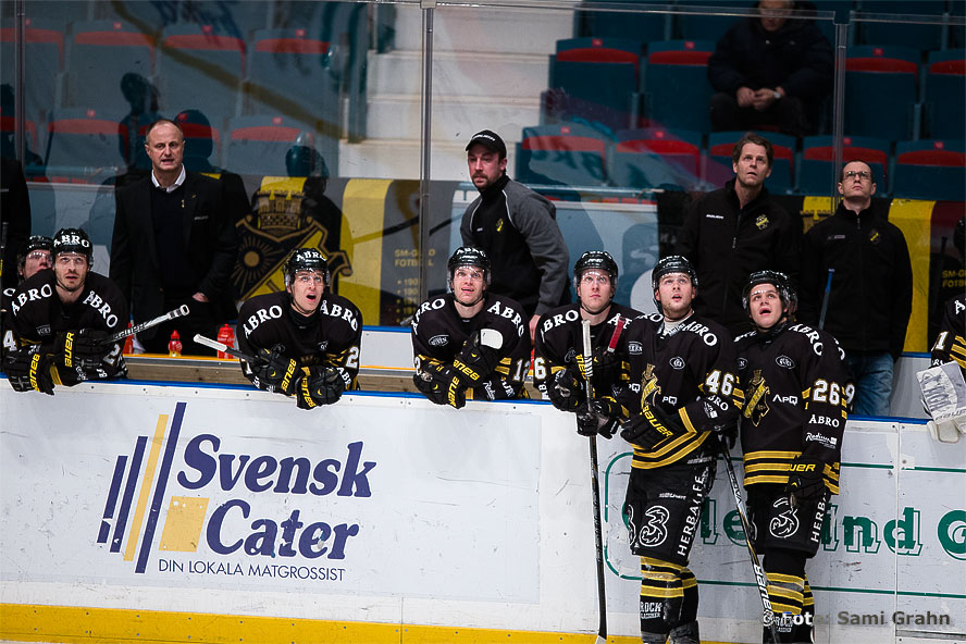 Sekunderna innan AIK får ett mål korrekt bortdömt