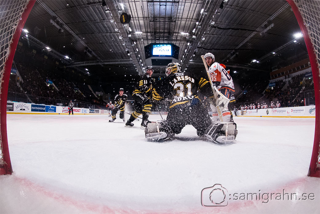 Mål av Växjö 71 Tomi Kallio bakom AIK målvakt 31 Daniel Larsson