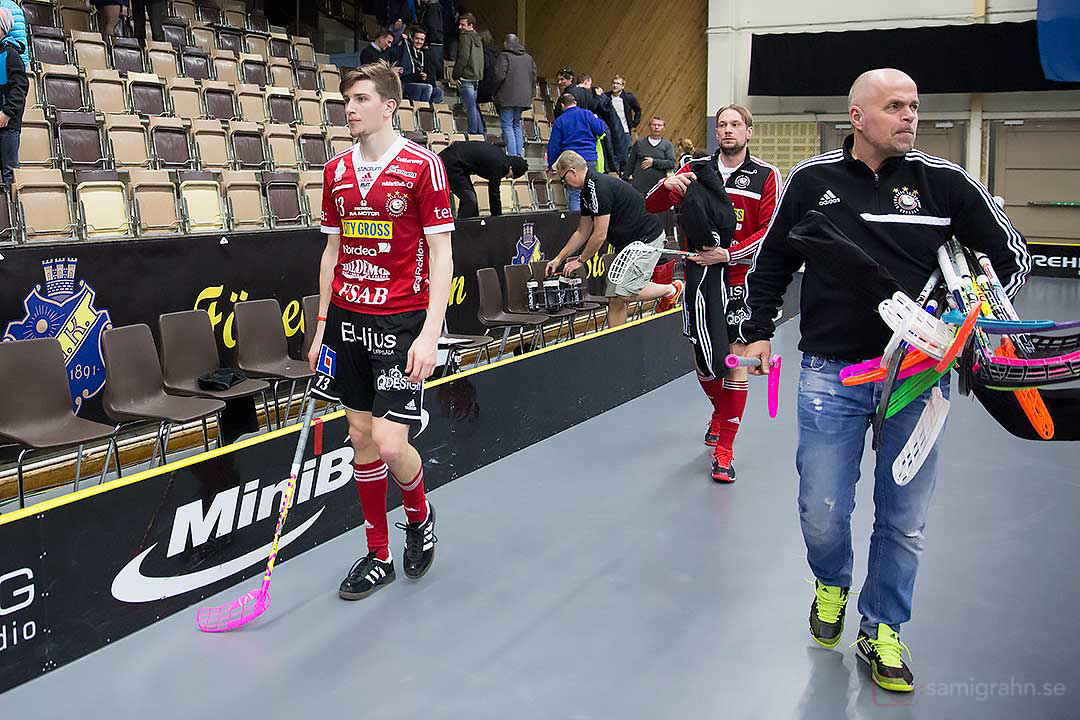 Storvreta Mattias Samuelsson och till höger materialare Mikael Jansson