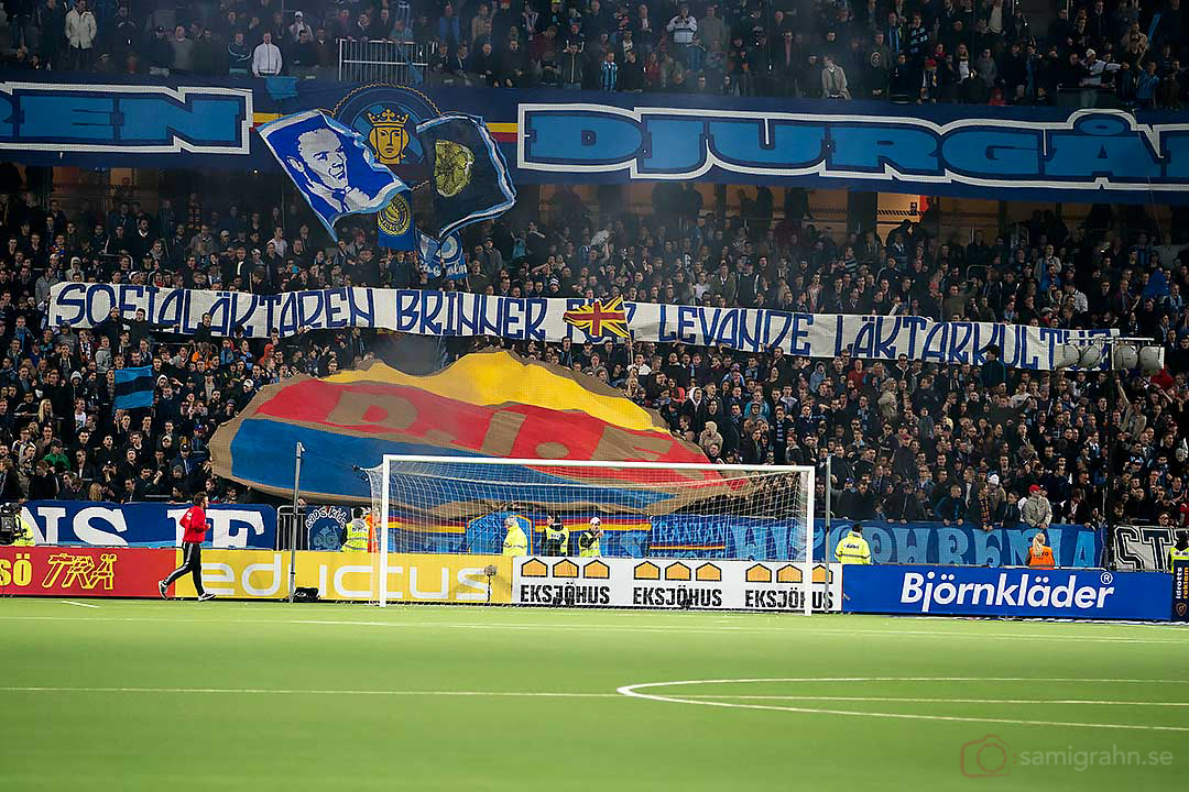 Djurgårdens supportrar vill ha mera bengaler