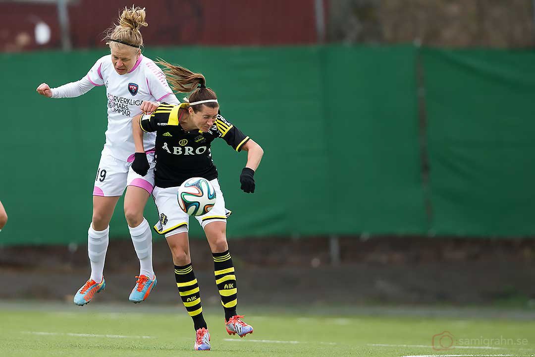 Rosengård Katrin Schmidt och AIK Madeleine Tegström