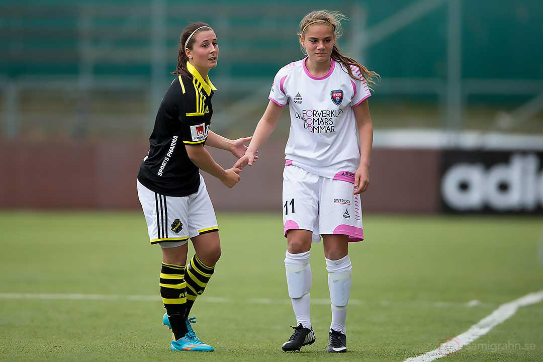 AIK Julia Molin tackar Rosengård Sarah Mellouk