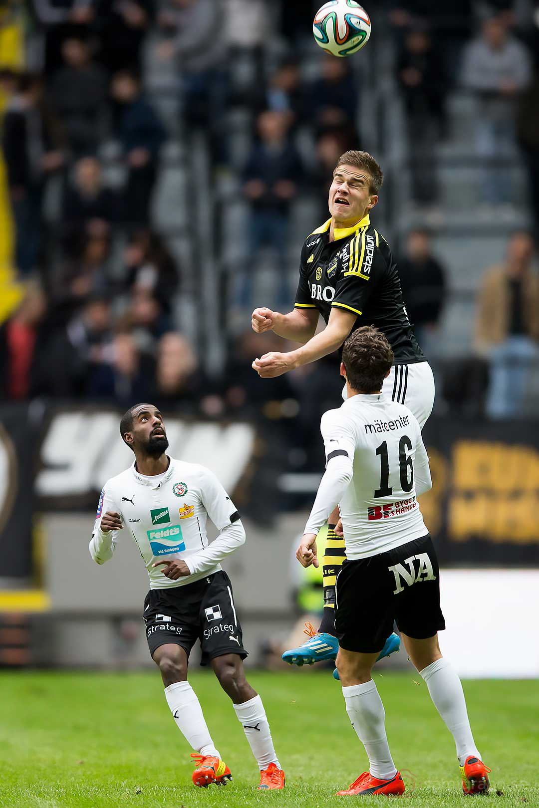 AIK Eero Markkanen hoppar högst