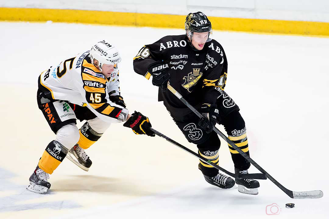 Skellefteå Oscar Möller och AIK Theodor Lennström