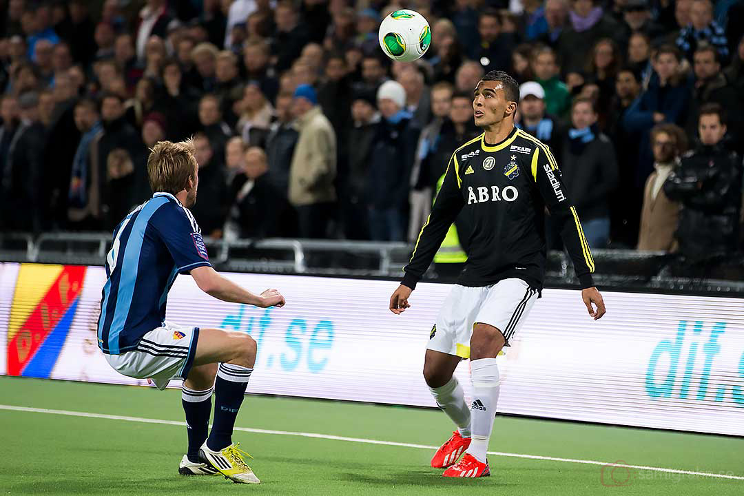 DIF Peter Nymann Mikkelsen och AIK Nabil Bahoui