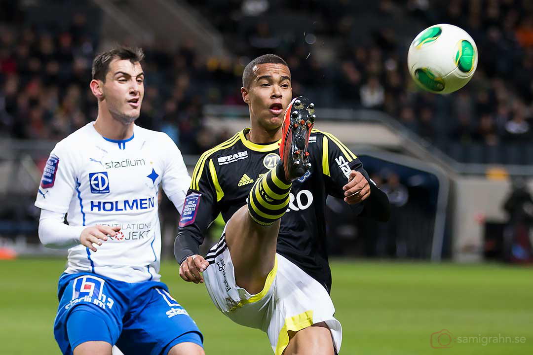 Norrköping Nikola Tkalcic och AIK Robin Quaison