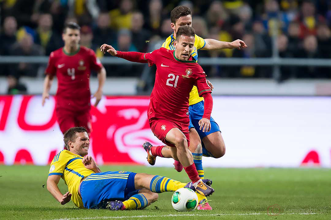 Sverige Anders Svensson bryter Portugal João Pereira